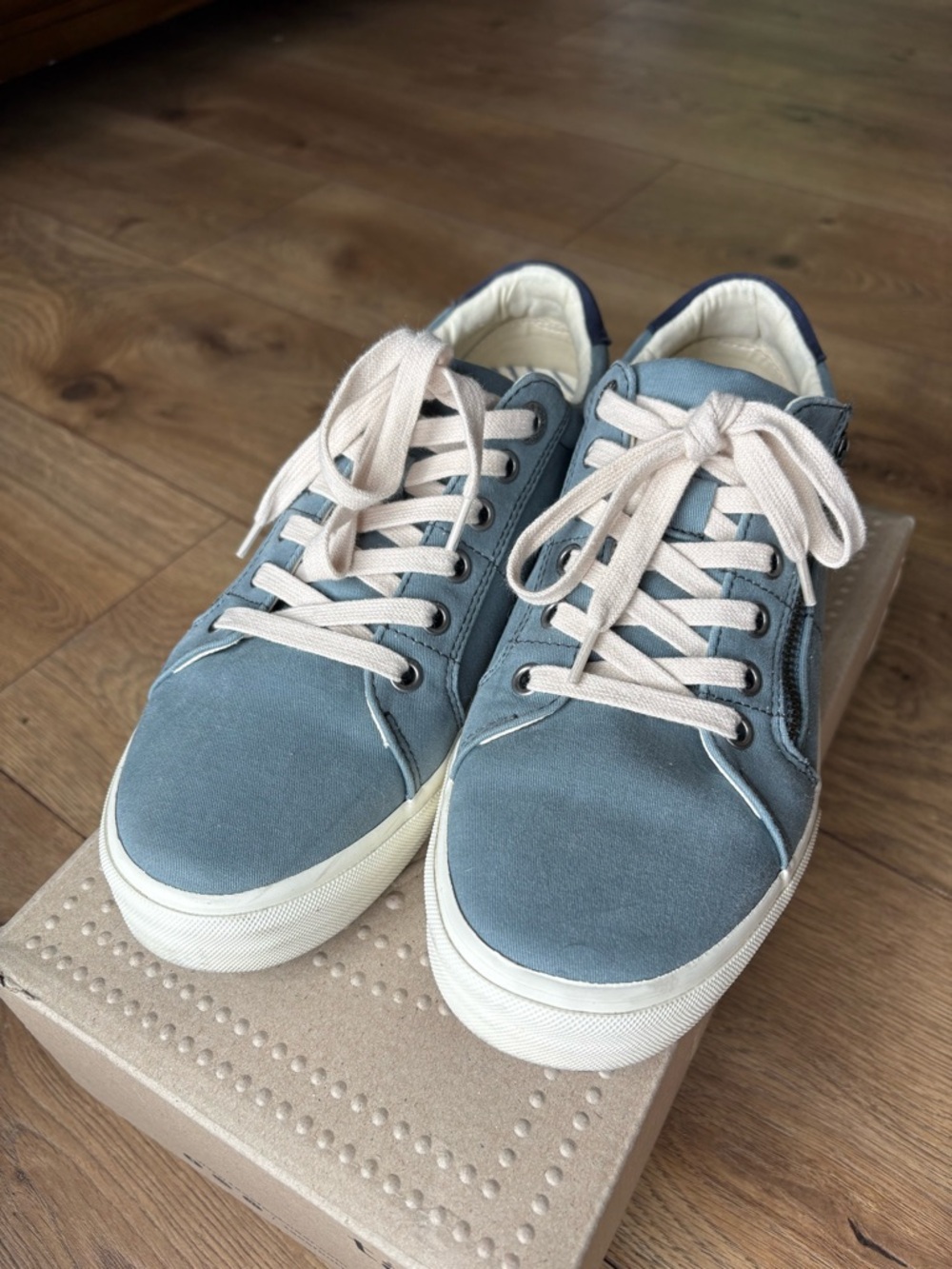 Täōs Z Soul New Color Mineral Blue/Grey Distressed Canvas size 8.5 Wide - Picture 5 of 9